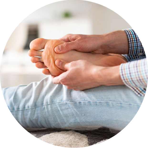 массаж и задняя поверхность бедра