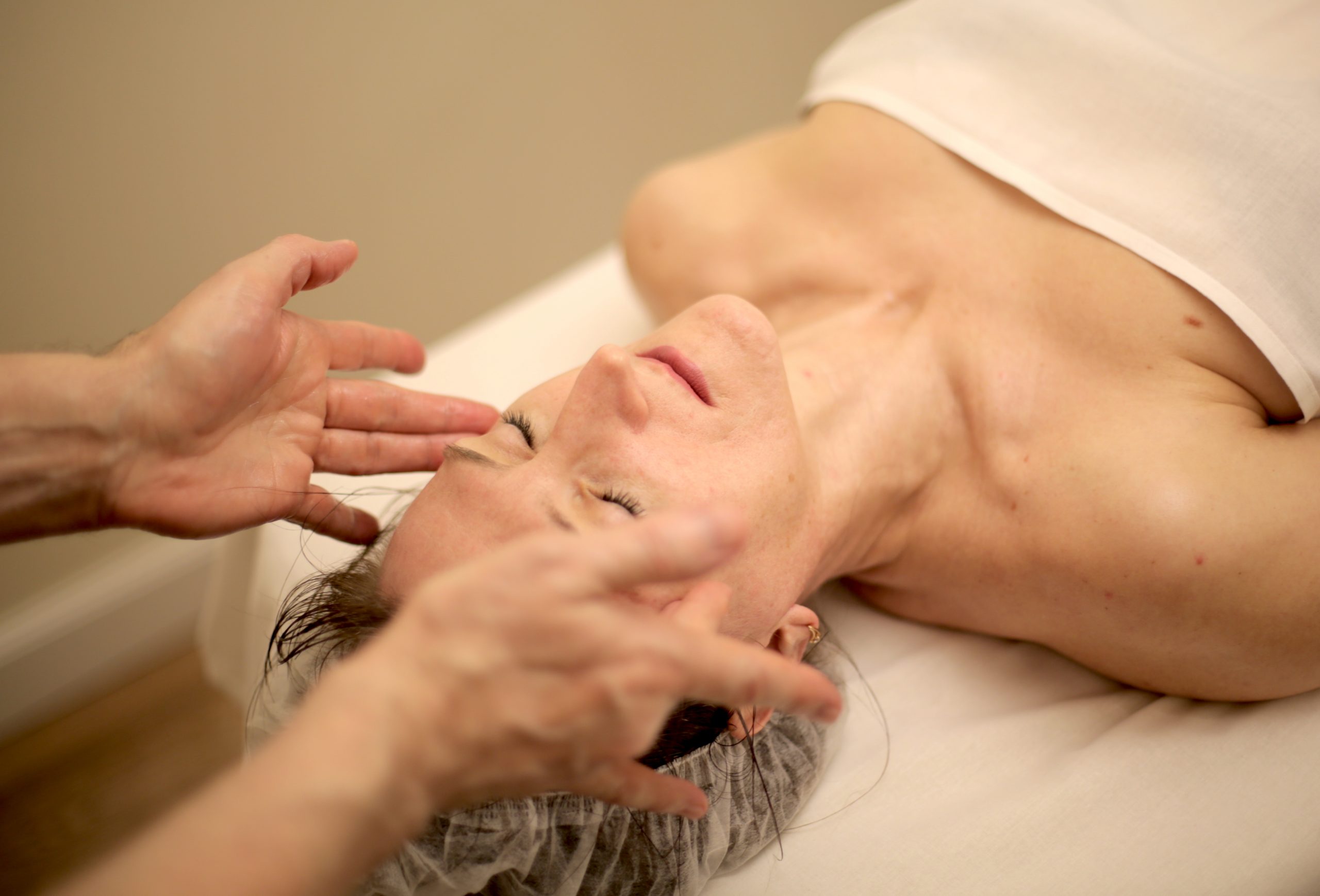 Хиромассаж