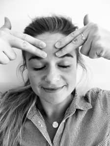 массаж носа и пазух